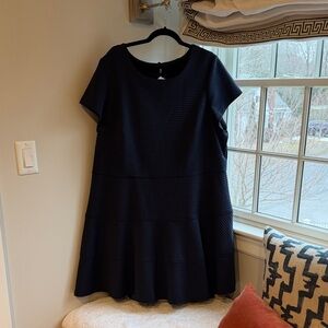 Classic Textured Navy Short Sleeve Dress